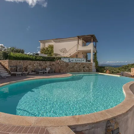 Apartment Baia Bianca Sardinia Baja Sardinia