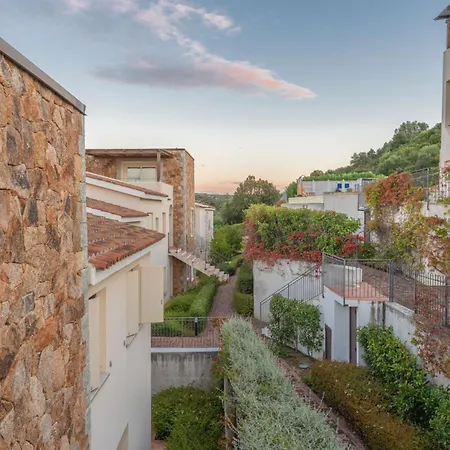 Baia Bianca Sardinia Апартаменты