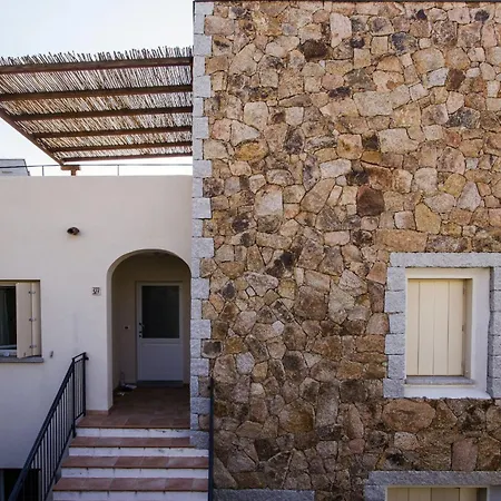 Апартаменты Baia Bianca Sardinia