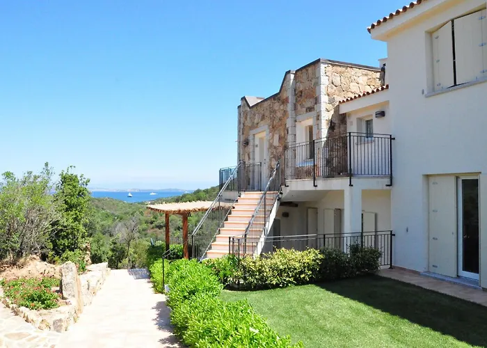 Baia Bianca Sardinia Baja Sardinya